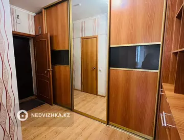 3-комнатная квартира, этаж 5 из 14, 90 м²