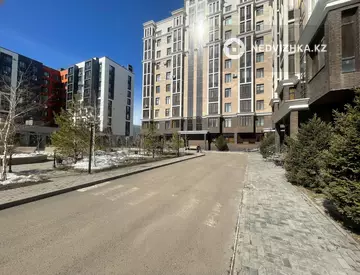 1-комнатная квартира, этаж 8 из 9, 36 м²