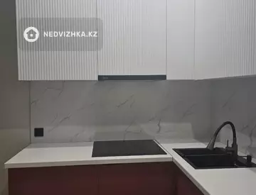 1-комнатная квартира, этаж 8 из 9, 41 м²