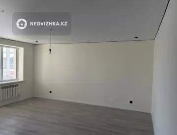 1-комнатная квартира, этаж 7 из 9, 38 м²