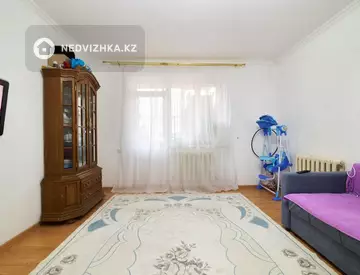 3-комнатная квартира, этаж 4 из 9, 84 м²