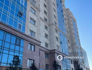 1-комнатная квартира, этаж 12 из 13, 23 м²
