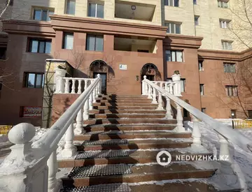 1-комнатная квартира, этаж 12 из 13, 23 м²