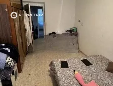 3-комнатная квартира, этаж 4 из 5, 60 м²