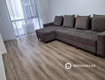 1-комнатная квартира, этаж 2 из 6, 47 м², На длительный срок