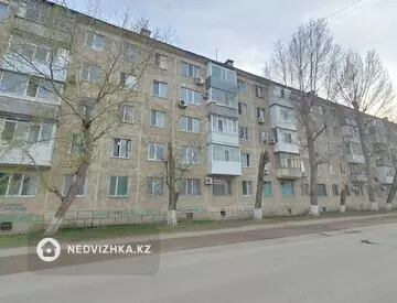 2-комнатная квартира, этаж 1 из 5, 44 м²