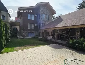 4-комнатный дом, 6.5 соток, 260 м², На длительный срок