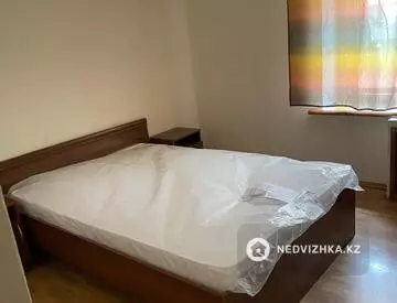 2-комнатная квартира, этаж 2 из 5, 50 м², На длительный срок