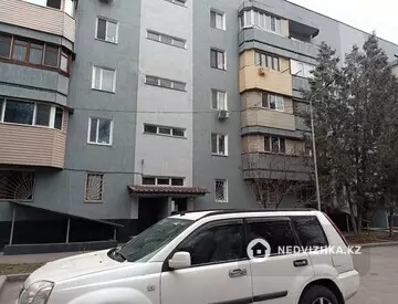 1-комнатная квартира, этаж 4 из 5, 35 м²