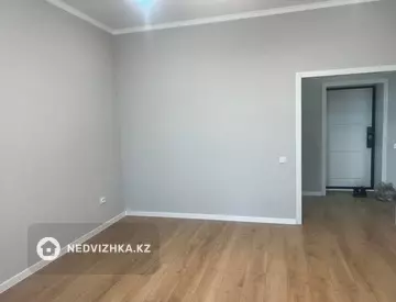 1-комнатная квартира, этаж 6 из 10, 50 м², На длительный срок