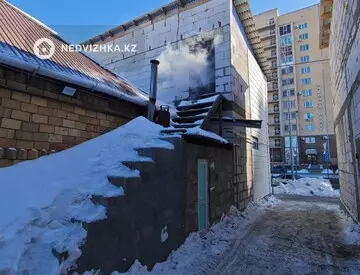 4-комнатный дом, 5 соток, 945 м²