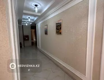 2-комнатная квартира, этаж 4 из 16, 78 м²