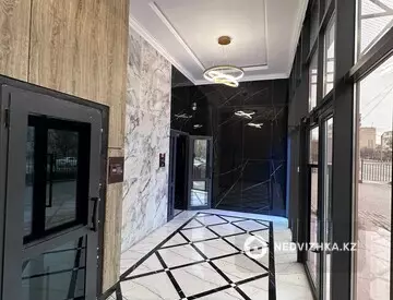 2-комнатная квартира, этаж 4 из 16, 78 м²