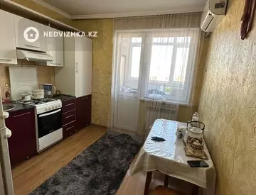 1-комнатная квартира, этаж 9 из 9, 40 м²