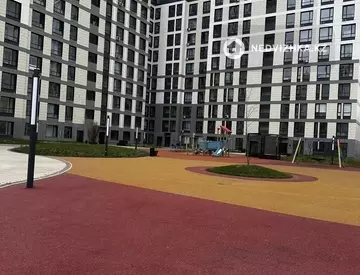 1-комнатная квартира, этаж 8 из 18, 38 м²