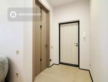 4-комнатная квартира, этаж 4 из 12, 120 м²