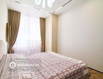 4-комнатная квартира, этаж 4 из 12, 120 м²