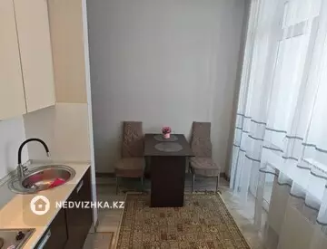 1-комнатная квартира, этаж 3 из 11, 40 м², На длительный срок