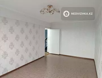 1-комнатная квартира, этаж 4 из 5, 35 м²