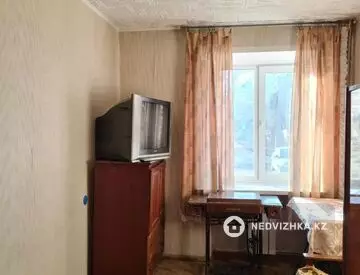 3-комнатная квартира, этаж 1 из 9, 58 м²