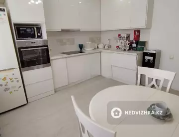 2-комнатная квартира, этаж 12 из 12, 60 м²