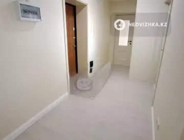 2-комнатная квартира, этаж 12 из 12, 60 м²