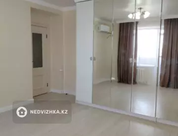 2-комнатная квартира, этаж 12 из 12, 60 м²