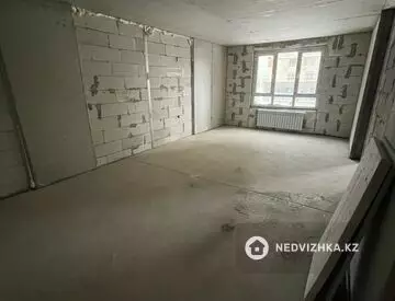 2-комнатная квартира, этаж 2 из 14, 60 м²