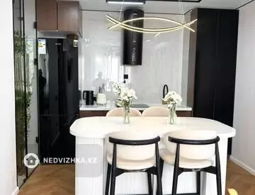 2-комнатная квартира, этаж 7 из 16, 55 м²
