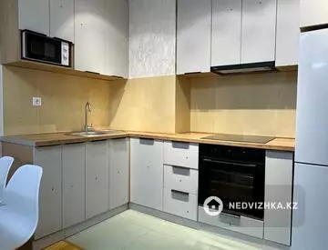 2-комнатная квартира, этаж 8 из 16, 50 м²