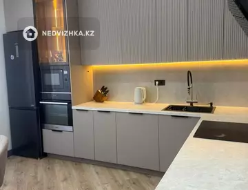 2-комнатная квартира, этаж 12 из 12, 70 м²
