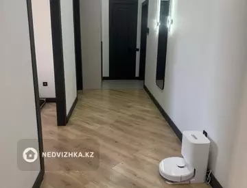 2-комнатная квартира, этаж 12 из 12, 70 м²