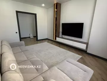 2-комнатная квартира, этаж 12 из 12, 70 м²