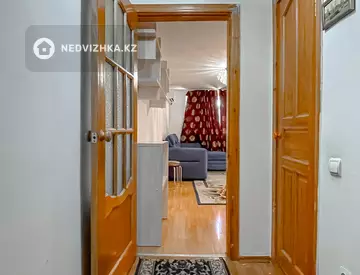 2-комнатная квартира, этаж 2 из 4, 43 м²