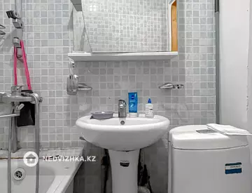 2-комнатная квартира, этаж 2 из 4, 43 м²