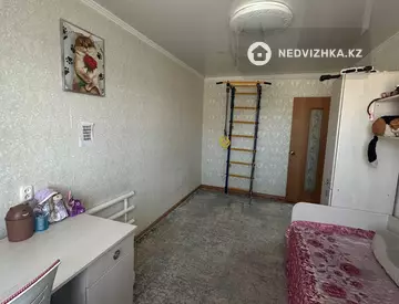3-комнатная квартира, этаж 2 из 6, 59 м²