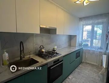 3-комнатная квартира, этаж 2 из 6, 59 м²