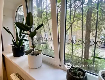 1-комнатная квартира, этаж 1 из 9, 44 м²