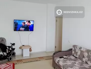 2-комнатная квартира, этаж 3 из 5, 56 м²