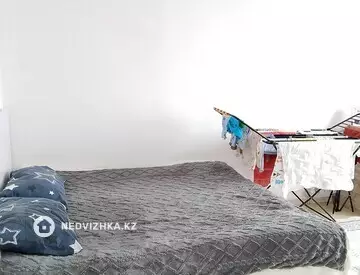 2-комнатная квартира, этаж 3 из 5, 56 м²