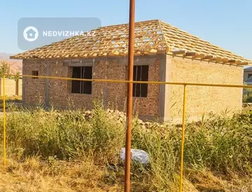 4-комнатный дом, 4 соток, 104 м²