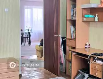 3-комнатная квартира, этаж 6 из 6, 59 м²