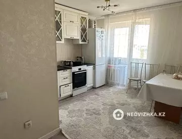 4-комнатная квартира, этаж 12 из 12, 92 м²