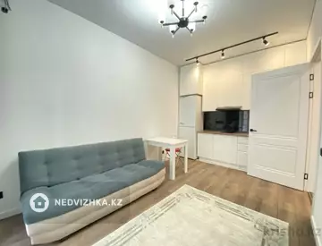2-комнатная квартира, этаж 3 из 9, 36 м²