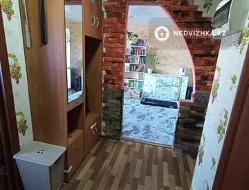 1-комнатная квартира, этаж 2 из 4, 42 м²