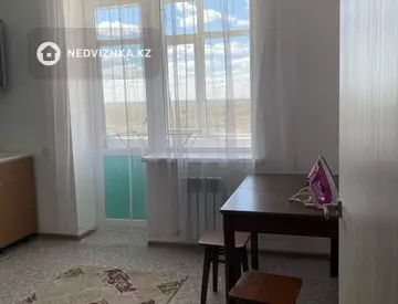 1-комнатная квартира, этаж 4 из 5, 36 м², На длительный срок