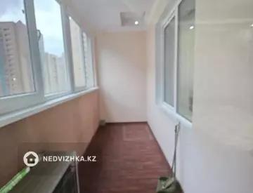 2-комнатная квартира, этаж 12 из 17, 66 м², На длительный срок