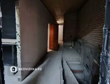 Разная недвижимость, 280 м², На длительный срок