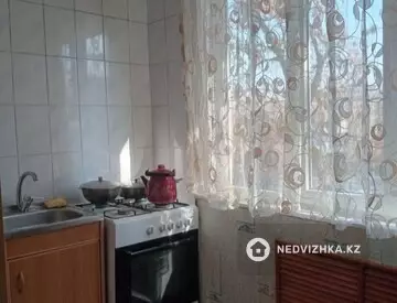 1-комнатная квартира, этаж 3 из 5, 35 м², На длительный срок