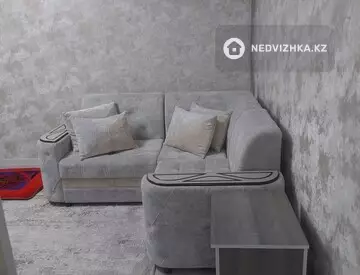 1-комнатная квартира, этаж 1 из 5, 35 м², На длительный срок